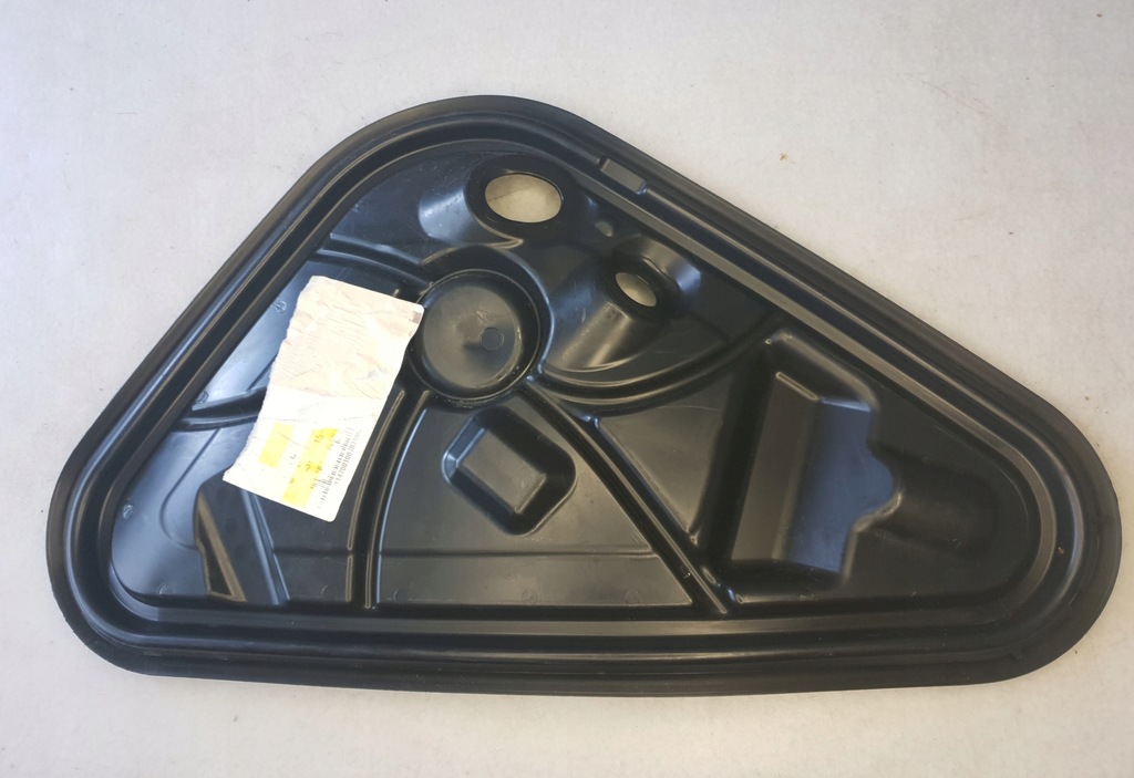 фото №1, Vw arteon заглушка захист двері 3g8837915b oryg-pń