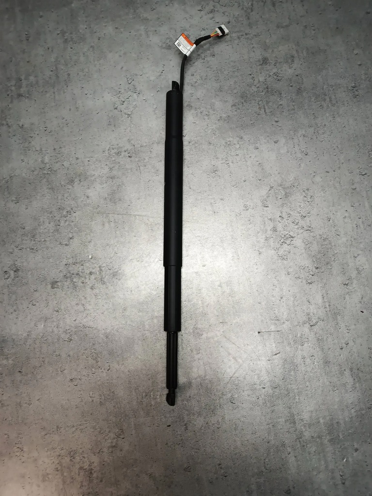 фото №1, Bmw 3 g21 привід кришки