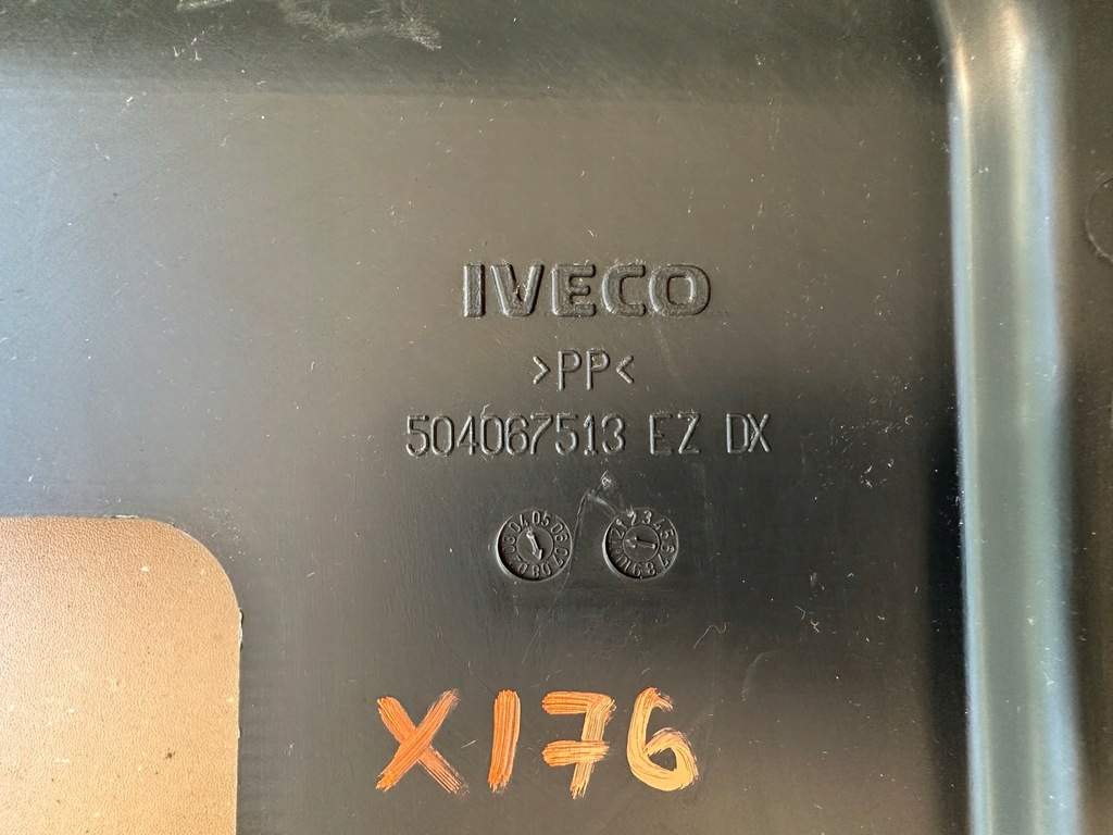 фото №13, Iveco stralis крила підкрилок правий бризковик