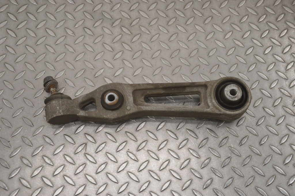 фото №1, Tesla model s 2014 правая сторона нижний рычаг передний