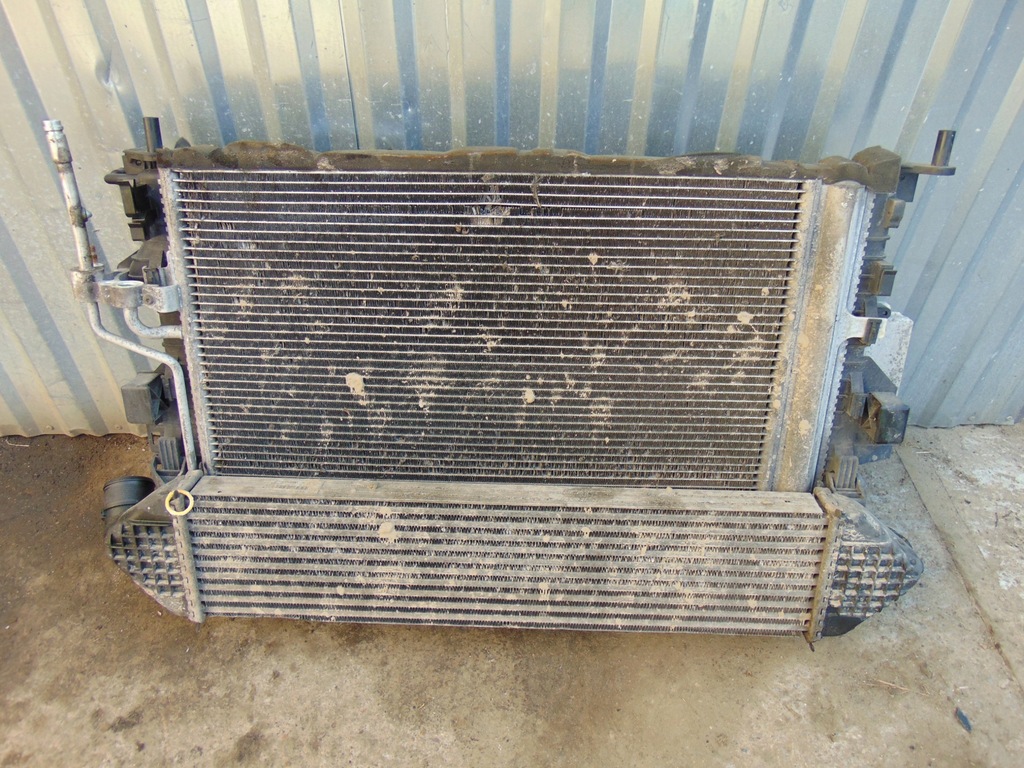 фото №11, Комплект радиатор ford c-max mk2 2.0 tdci powershift