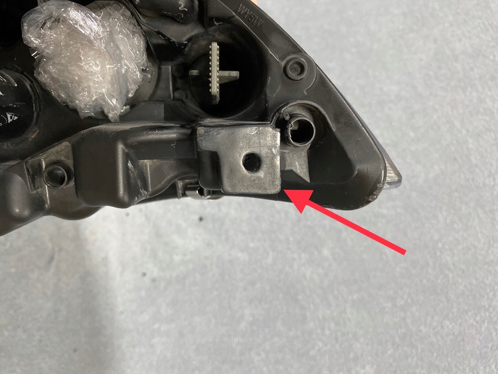 фото №12, Лампа jaguar xk x150 ксенон ні поворотний 12 pin usa 6w8313w029cg ameryka