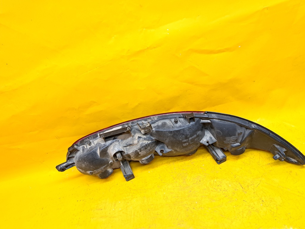 фото №10, Лампа задня ліва mazda mx3 91-98r kotto