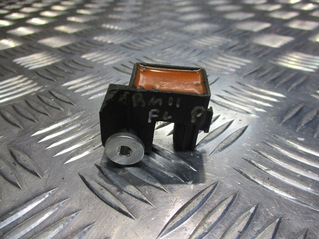 фото №1, Датчик удара renault megane ii 1.6 16v 8200411025