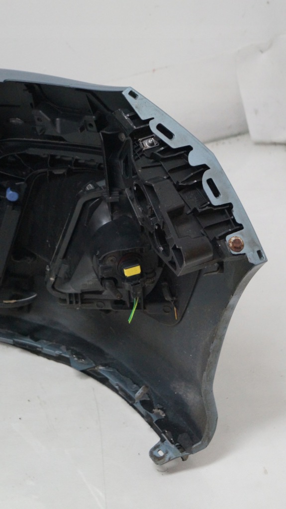 Бампер передний peugeot 308 рестайлинг  t7 kgyc 2012 Киев