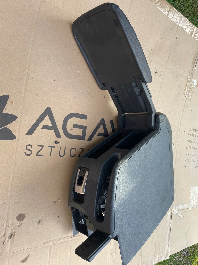 фото №5, Підлокітник 1k0864245 1k0864207 vw golf golf +