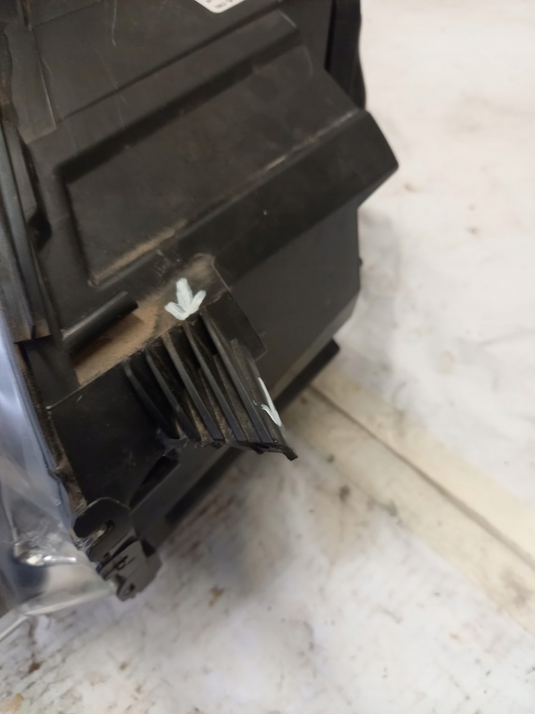 фото №7, Лампа правый перед expert iii traveller 9808572580