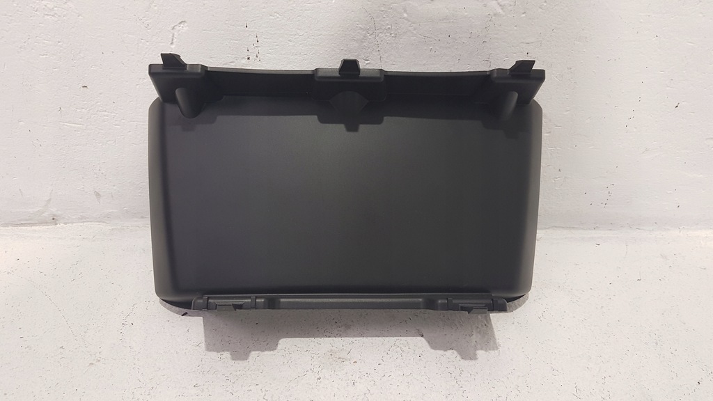 фото №2, Заглушка решётка радиатора pod радар peugeot 2008 i