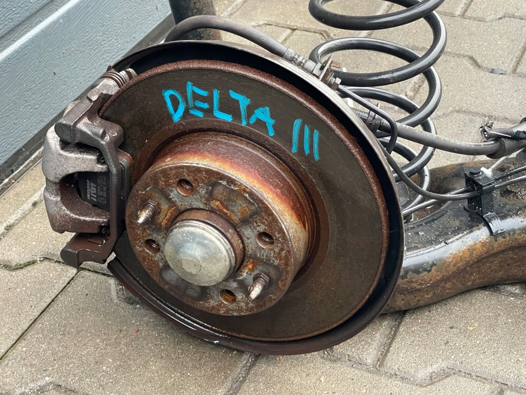 фото №7, Lancia delta iii задние подвеска тормозные диски