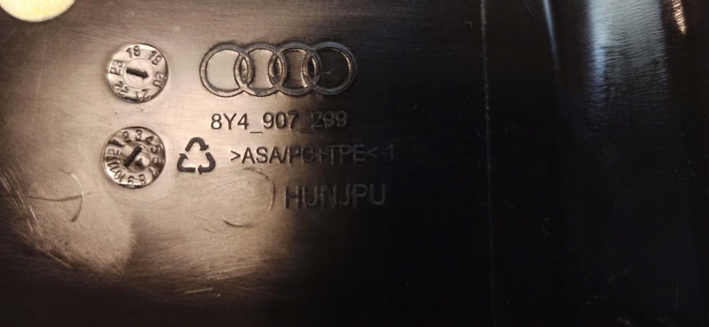 фото №7, Audi a3 8y защита зеркало 8y4907299