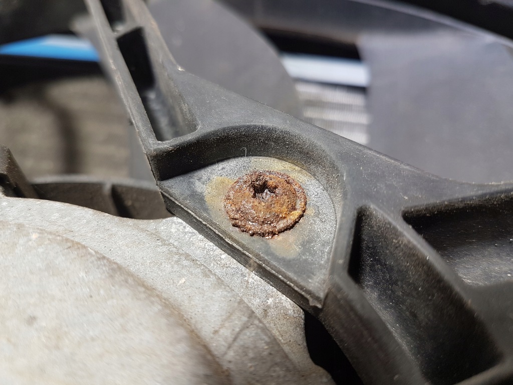 фото №10, Opel vectra c 1.8 радіатор wody