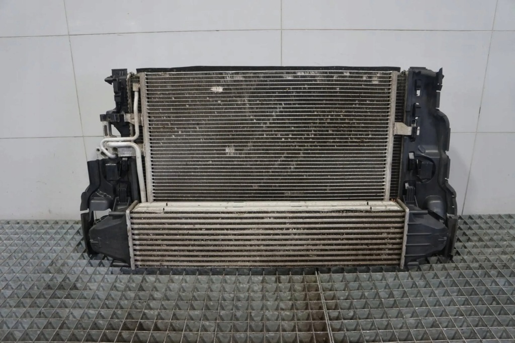 фото №1, Радиатор радиатор комплект pas передний volvo s60 ii v60 i 2.0 автоматическая коробка передач