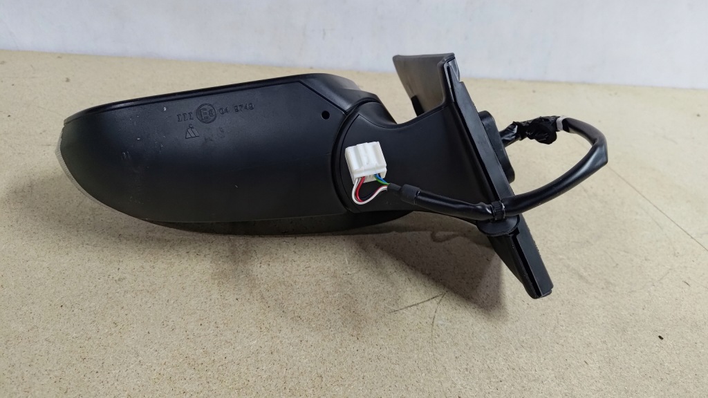 Toyota yaris iv p21 зеркало левая наружное 8 pin eur оригинал в Украине