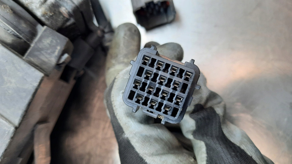 фото №8, Фара левый ford mondeo mk3 ксенон 1s71-13006-cl