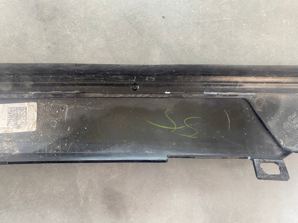 фото №10, Bmw i3 защита молдинг стойка a левая czarna