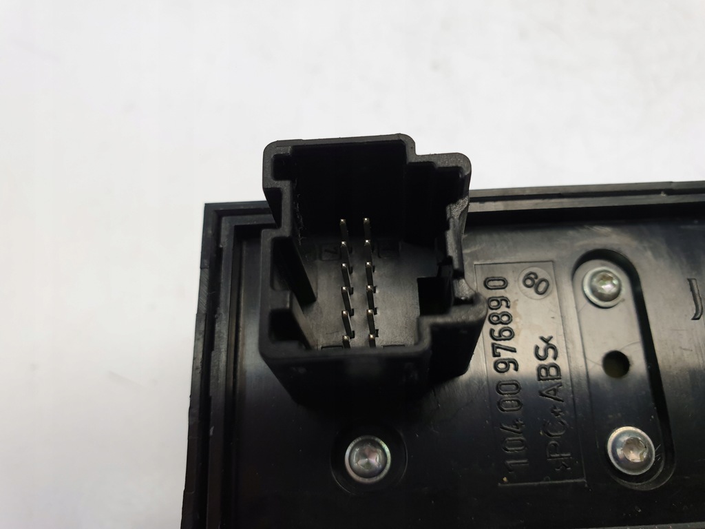 фото №4, Range rover sport ii l494 кнопка кришки багажника