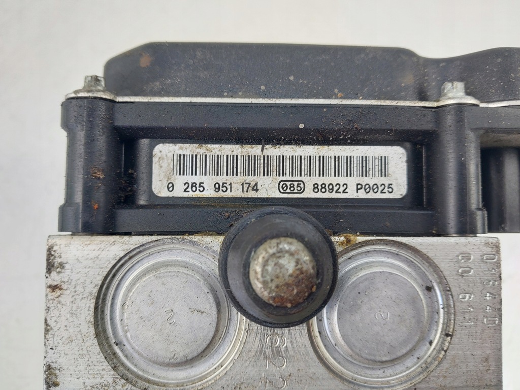 фото №8, Насос abs 9665730280 9662131280 citroen c5 ii x7 2.0 hdi