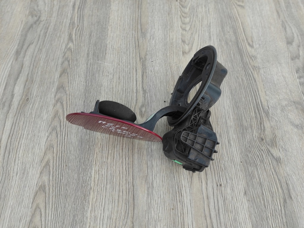 фото №4, Megane iii cc cabrio крышка заливной топлива tennj