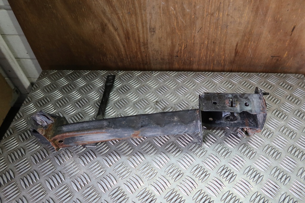 фото №8, Левый кронштейн зона деформации megane iv