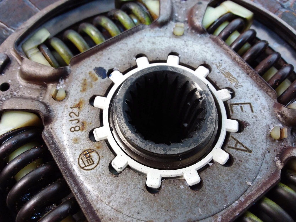 фото №4, Toyota auris 1.4d4d сцепление диск прижим