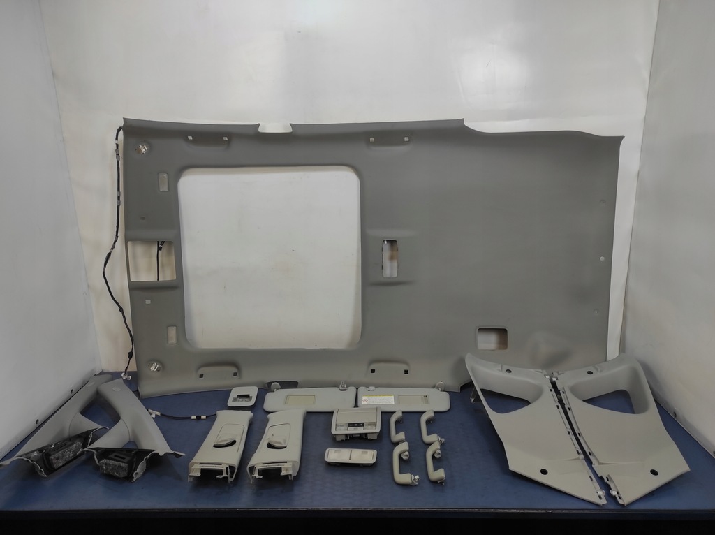 фото №1, Toyota verso i стеля козирки ручки панорама