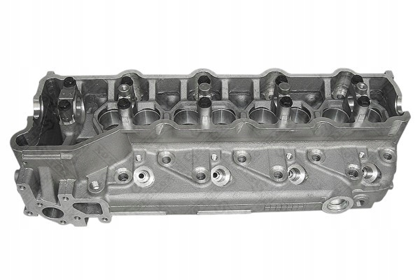 фото №11, Головка цилиндров mitsubishi pajero montero 2.8td 4m40-t 94