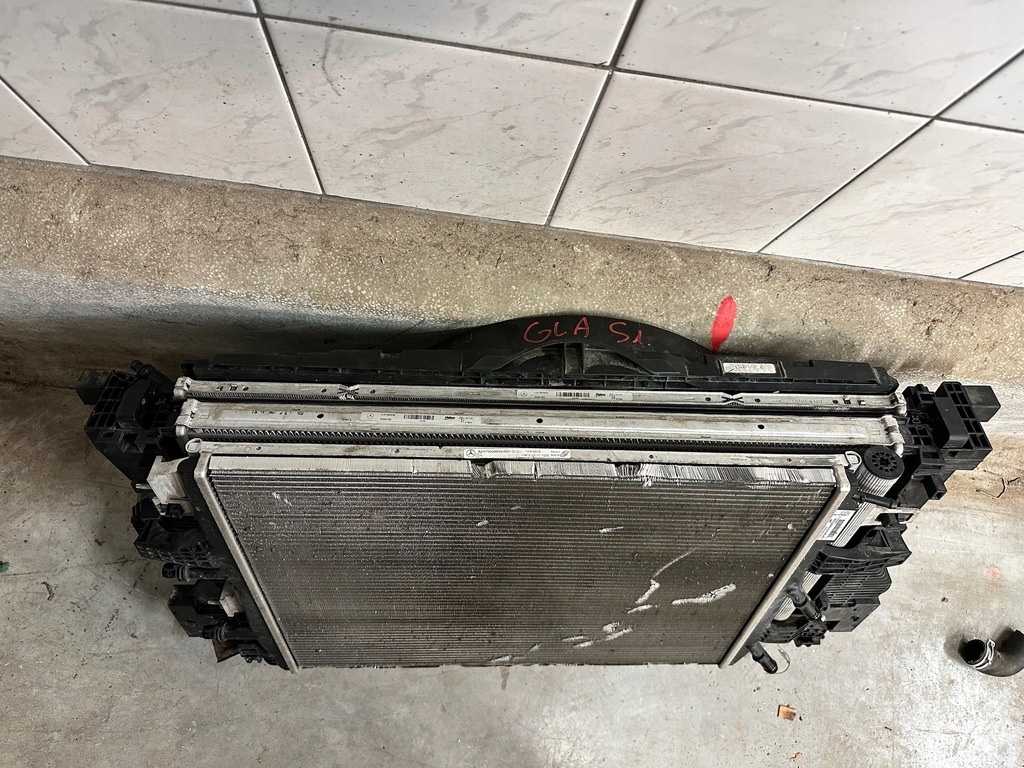 фото №15, Mercedes gla h247 kompletny перед радіатор бампер капот led