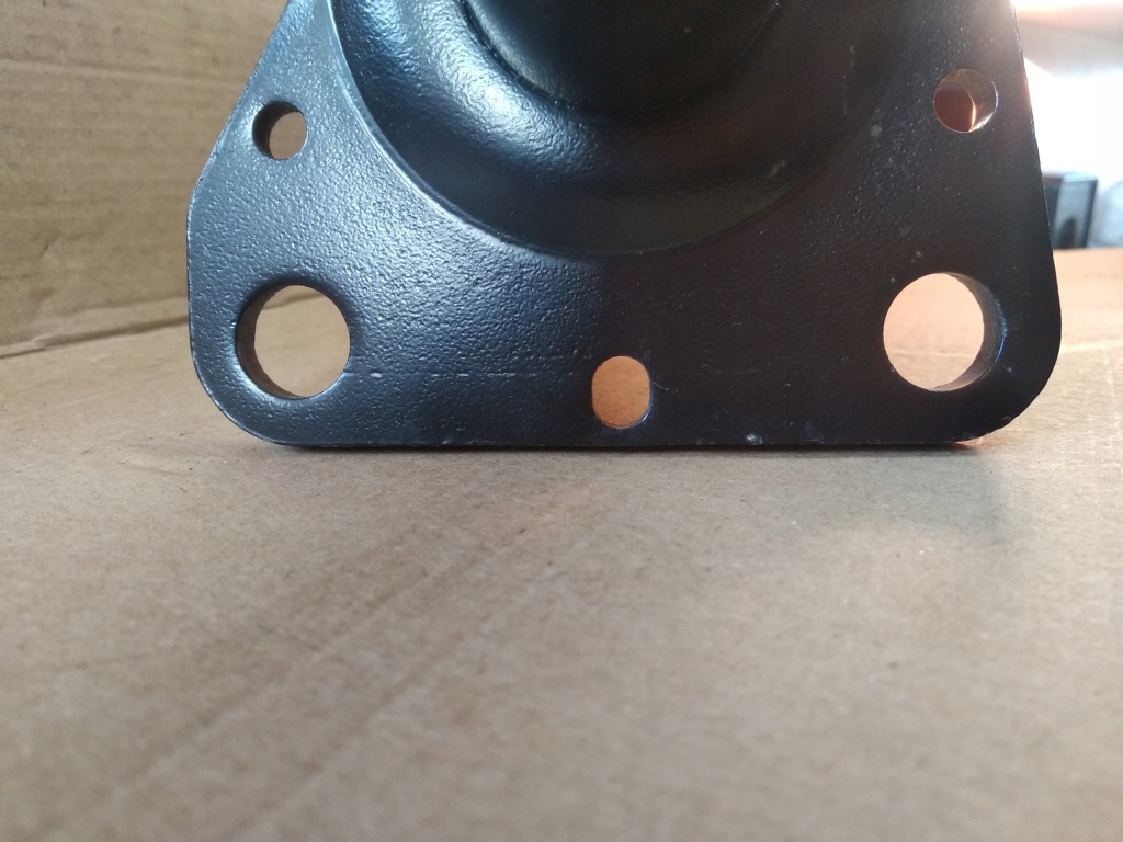 Амортизатор абсорбер бампера передний левое  audi a4 quattro 8d0807271a Киев