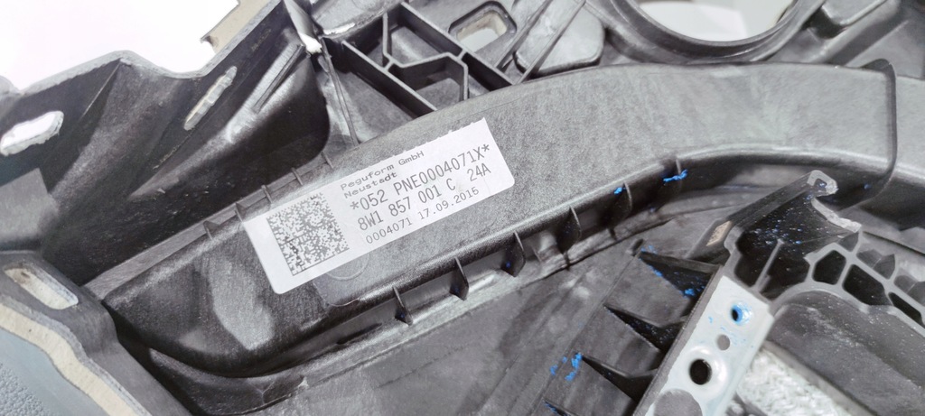 фото №5, Приборная панель приборная панель консоль audi a4 b9 8w1857001c head up