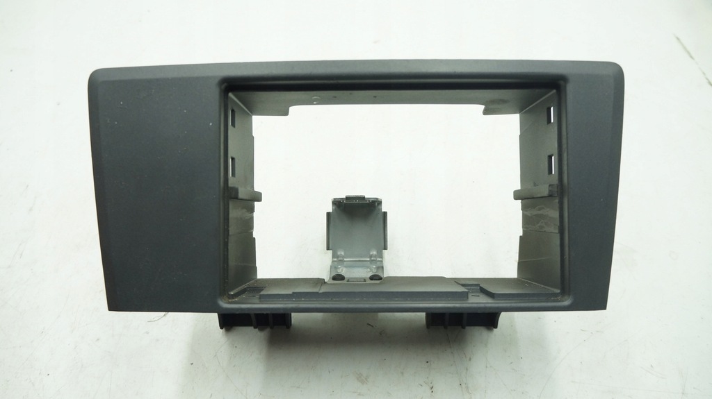 фото №1, Volvo защита корпус панель радио s60 9184996