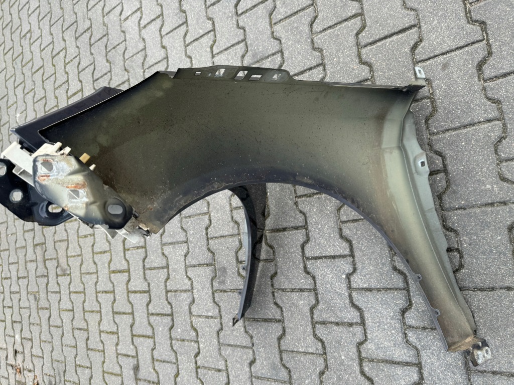 Ford focus mk3 3 крыло  правый  перед передний Недорого