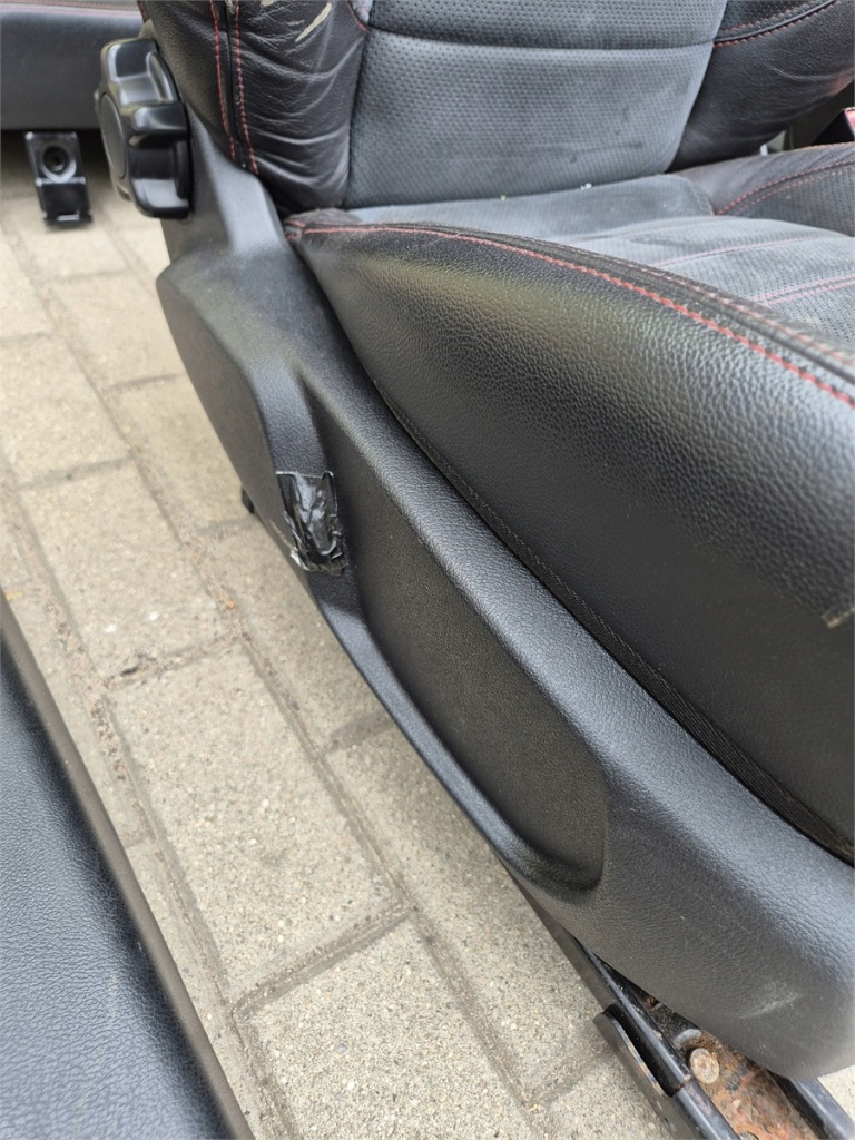 фото №5, Ford mondeo mk4 st сидіння заднє сидіння шкіра alcantara комплект czerwona нитка