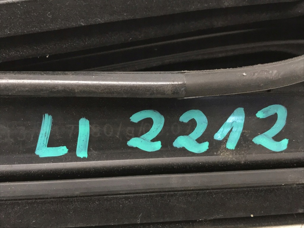 фото №14, Рамка дверь прокладка mercedes w213 kombi задняя