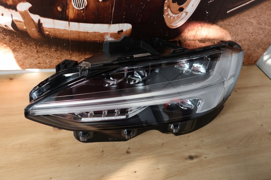 фото №1, Volvo s90 v90 full led 32342464 левая лампа лампы