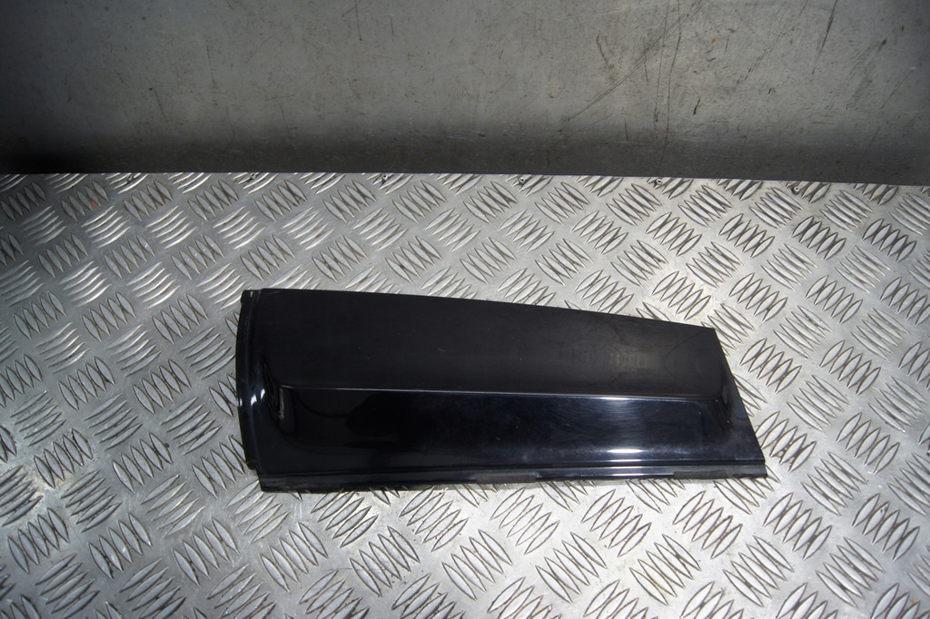 фото №1, Обшивка стойка правый задняя mini r60 9801548