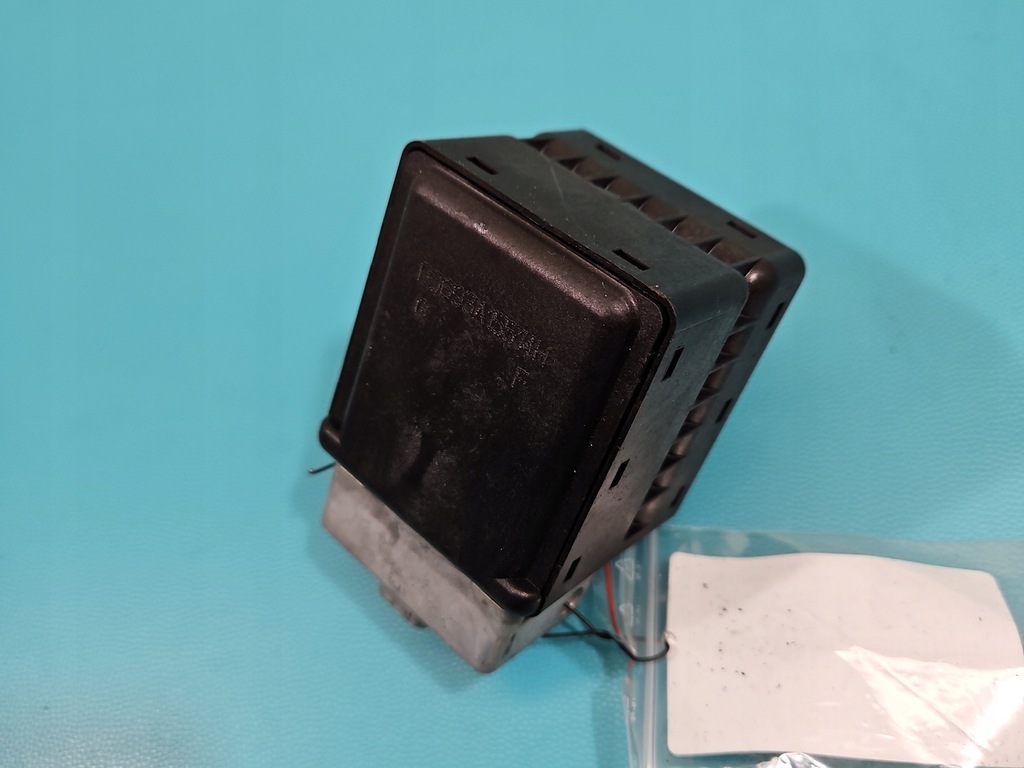 фото №1, Блокировка руля renault captur i 8200604932