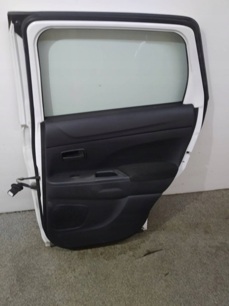 фото №10, Дверь правое задняя w37 mitsubishi asx i 2010-