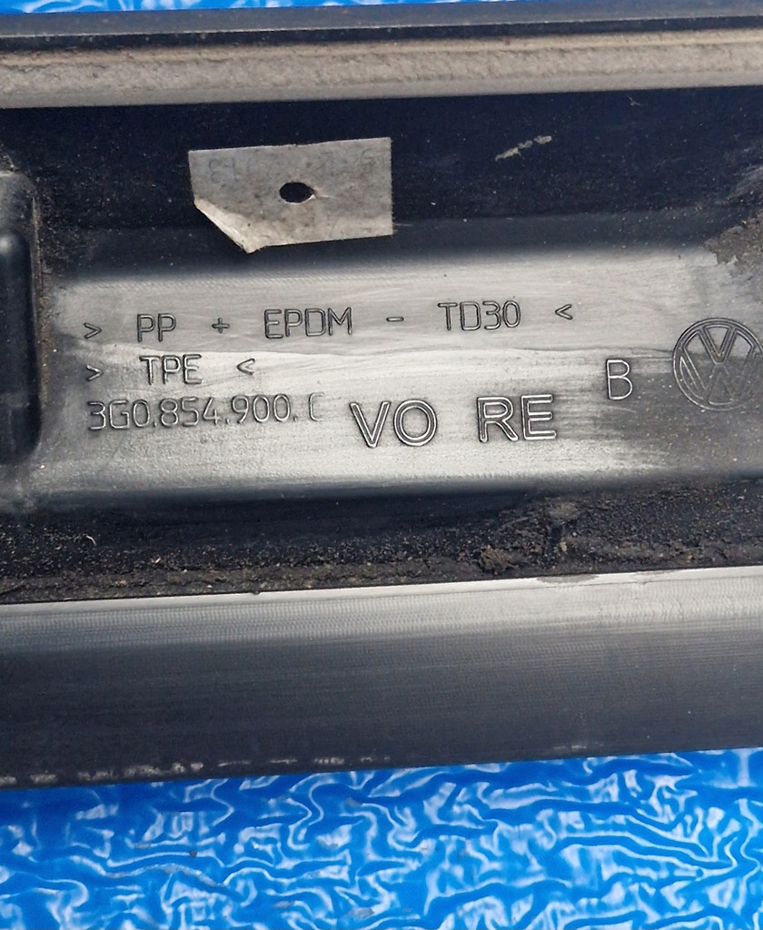 фото №14, Vw passat b8 alltrack накладка дверь правый перед 3g0854900c