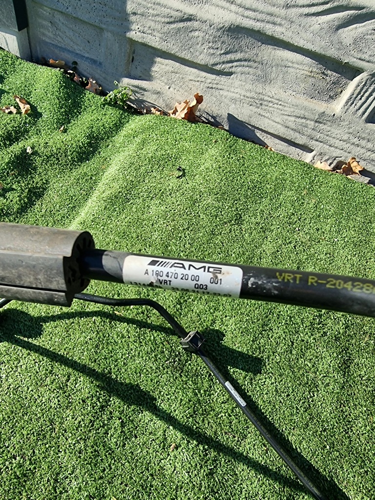 Mercedes gt amg w190 бак фильтр угольный a0004705100 Киев