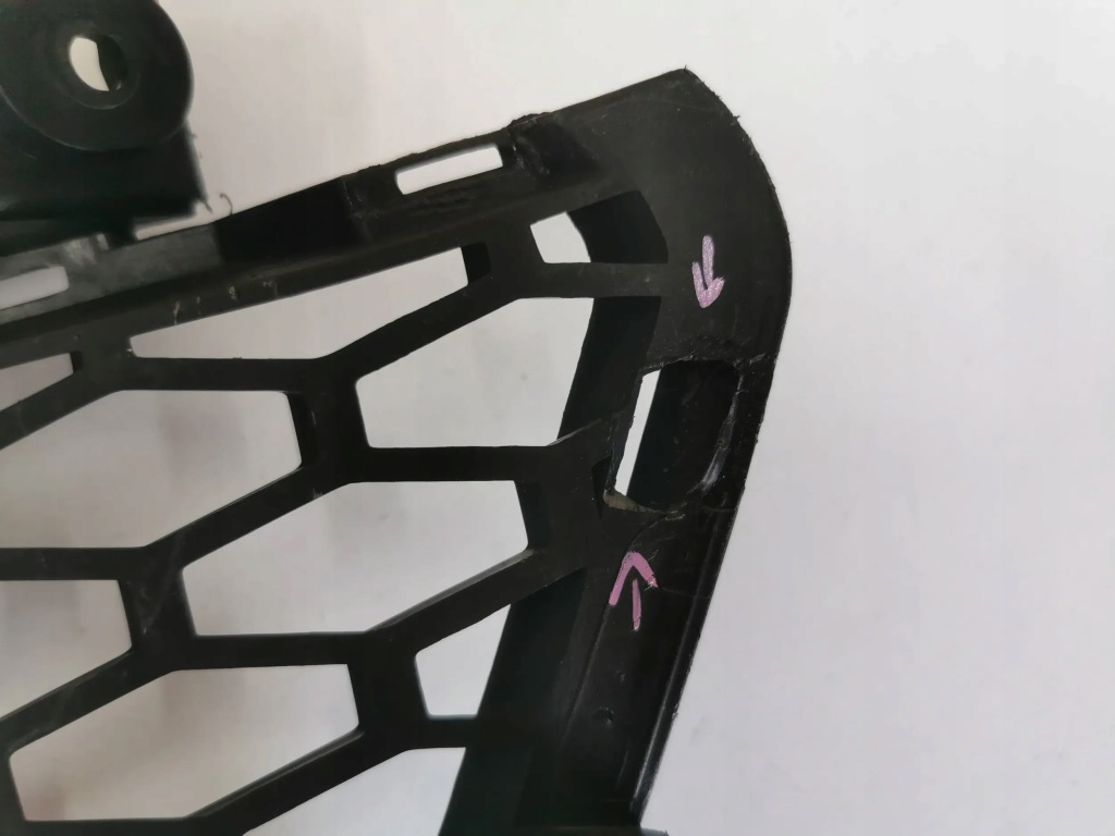 Купити Решітка бампера передній ford mustang gt 350 gt v6 eb права 833.