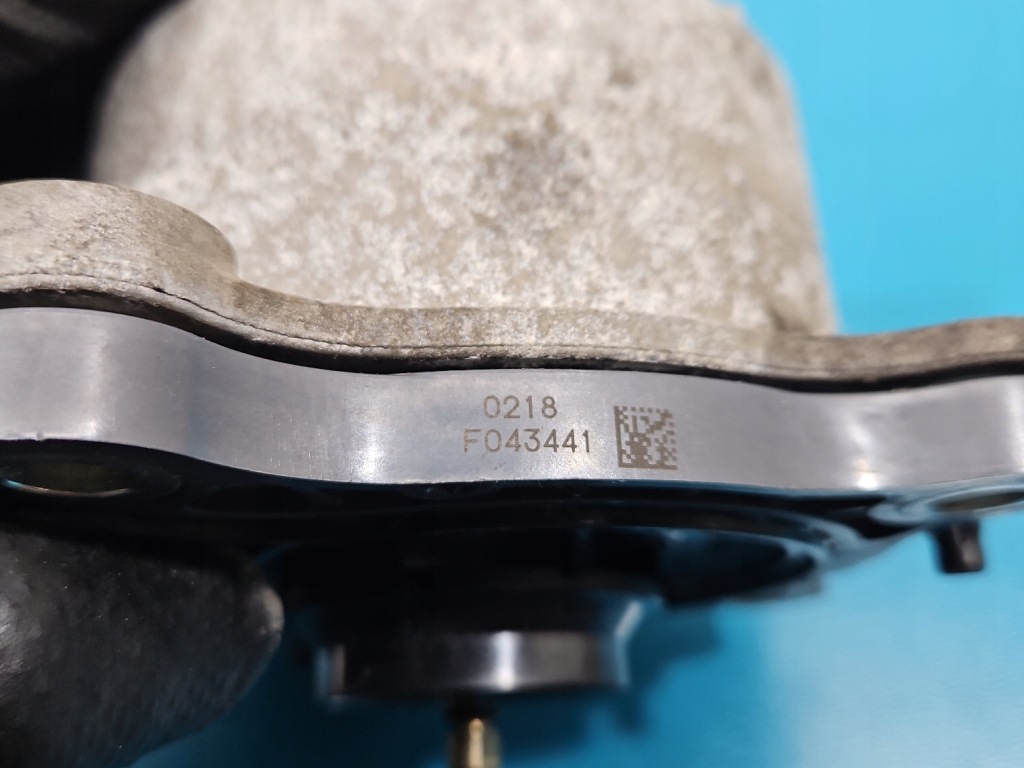 Купить Насос воды toyota auris ii 1.8 гибрид 0218 f043441 0218f043441 2038e162042