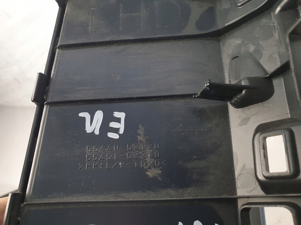 фото №7, Бардачок полка перед toyota prius c aqua