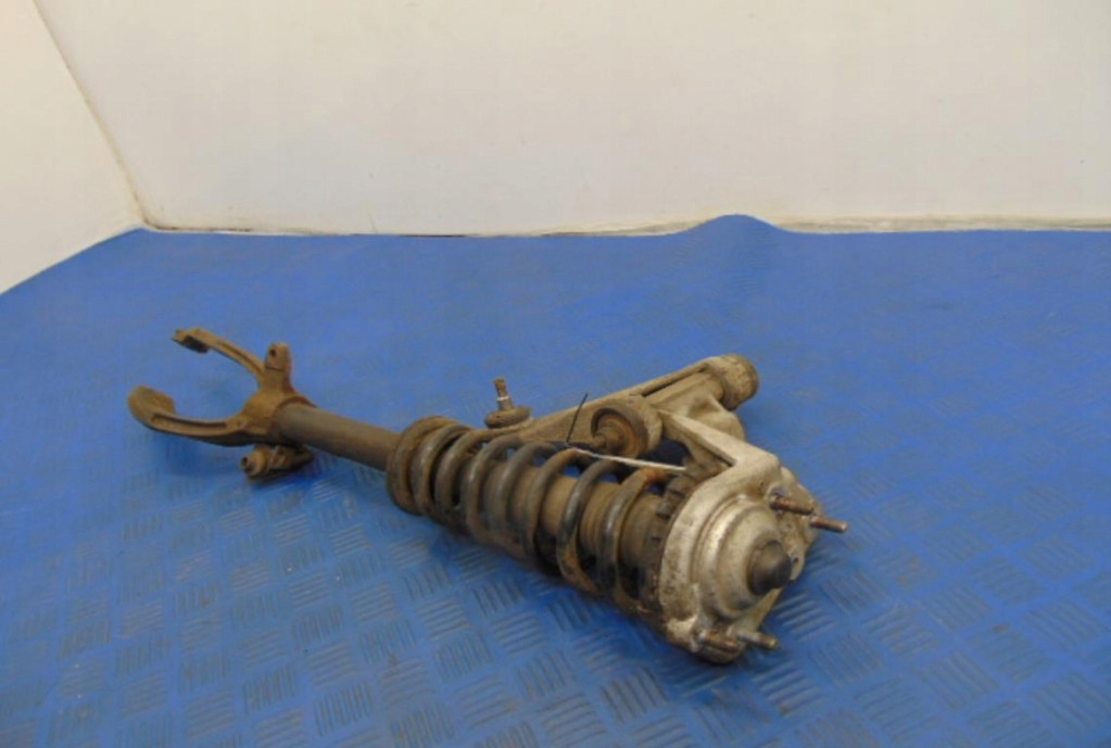 Купити Alfa romeo 147 1.6b амортизатор лівий перед