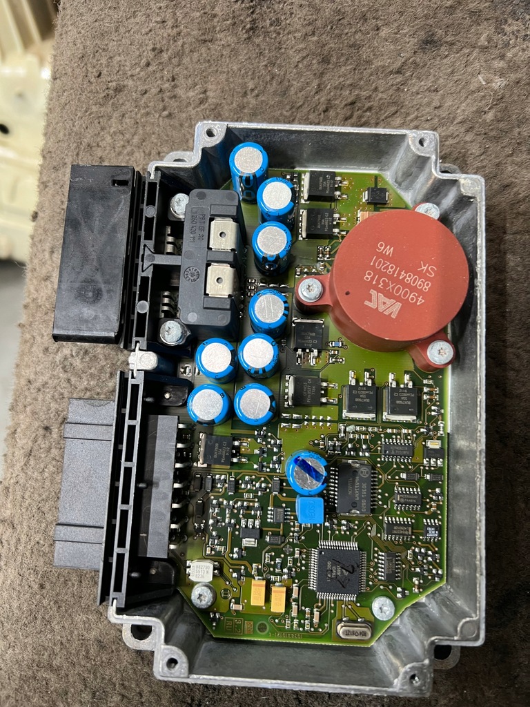 фото №12, Модуль заряджання акумулятор bcm a2305401045 a2305400945 mercedes sl r230