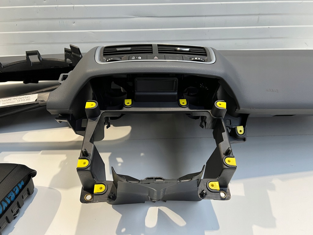 фото №8, Приборная панель консоль подушка безопасности ремни натяжители opel meriva b