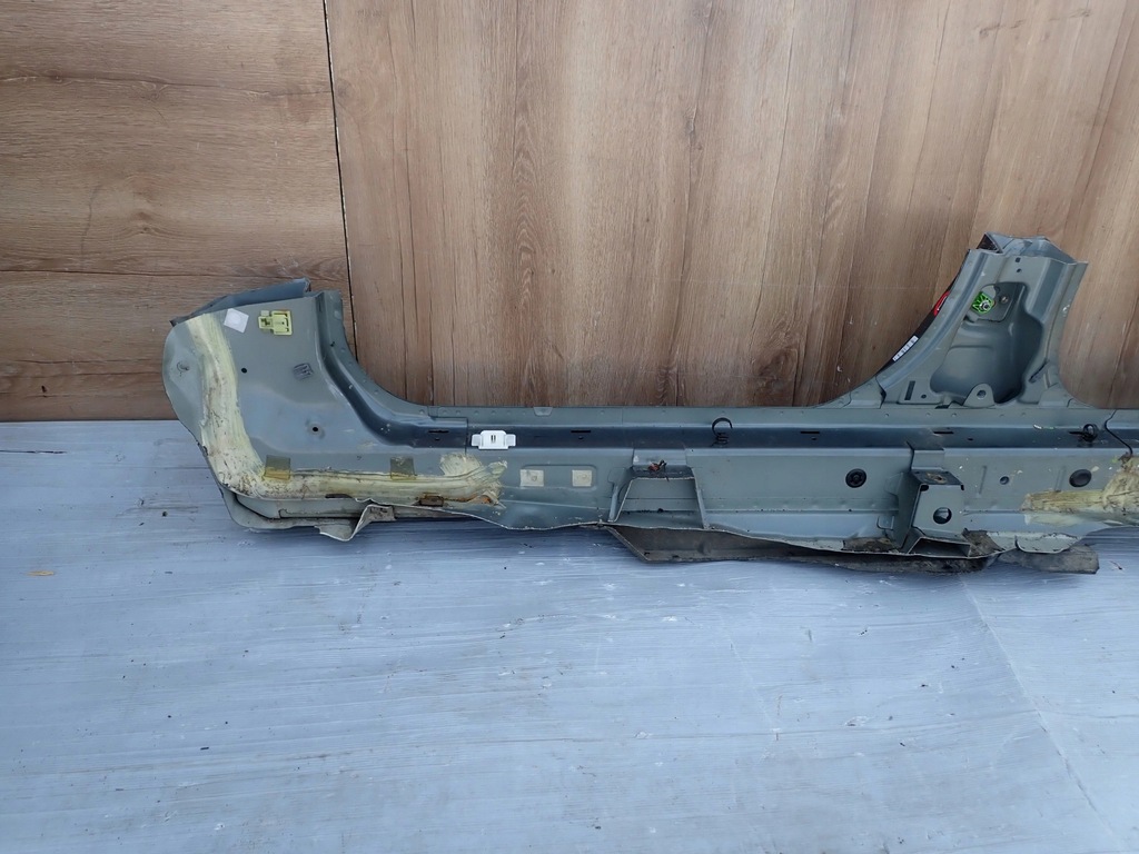 фото №12, Mazda2 mazda 2 de 5d 08-14 поріг правий 36c