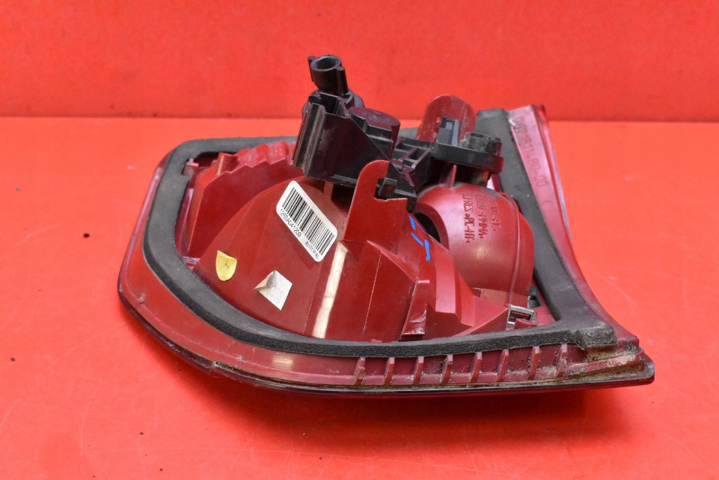 фото №6, Лампа левая задняя задняя 9671811480 citroen c5 2 ii kombi 08-17