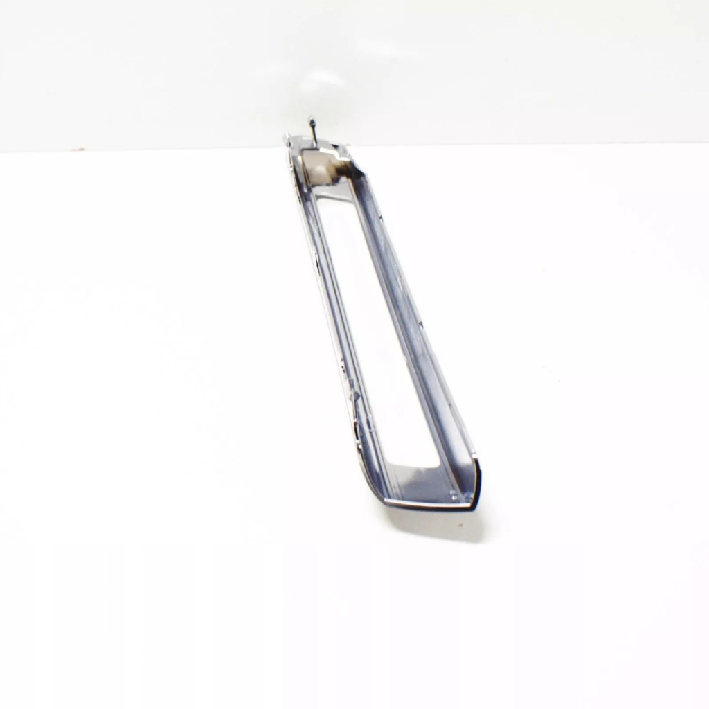 Mb gl x164 передня частина бампер left решітка trim cover a1648847322 oem Зі Шроту