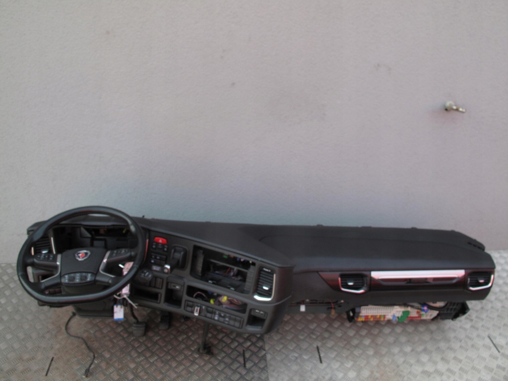 фото №9, Панель приладів головний панель приладів приладова scania r s