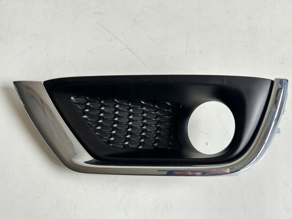 фото №1, Jeep compass 2017- левая решётка бампера противотуманная фара хром 53219510